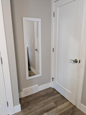 Trendy Downtown Condo-Walk to it ALL Capri 315